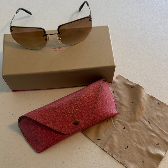 Vintage Kate Spade Aviator Sunglasses with pink leather case and original box - Picture 2 of 12